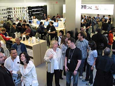 Cosmopolitan AppleStore